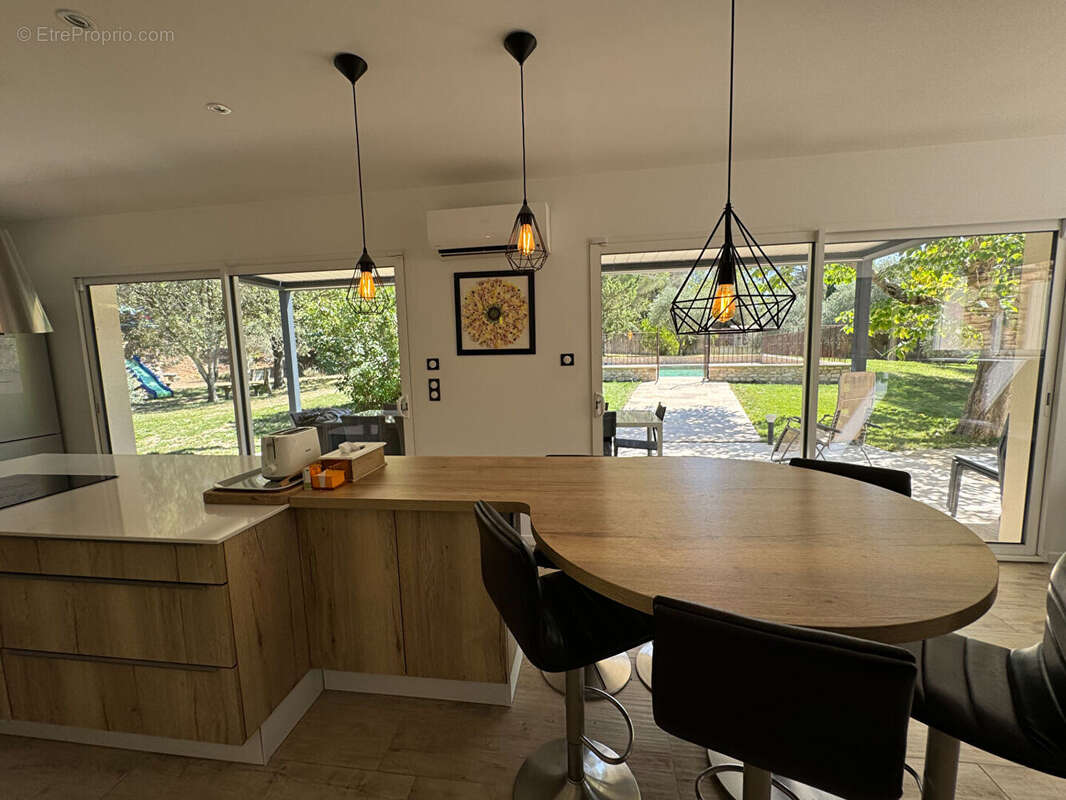 Maison à L&#039;ISLE-SUR-LA-SORGUE