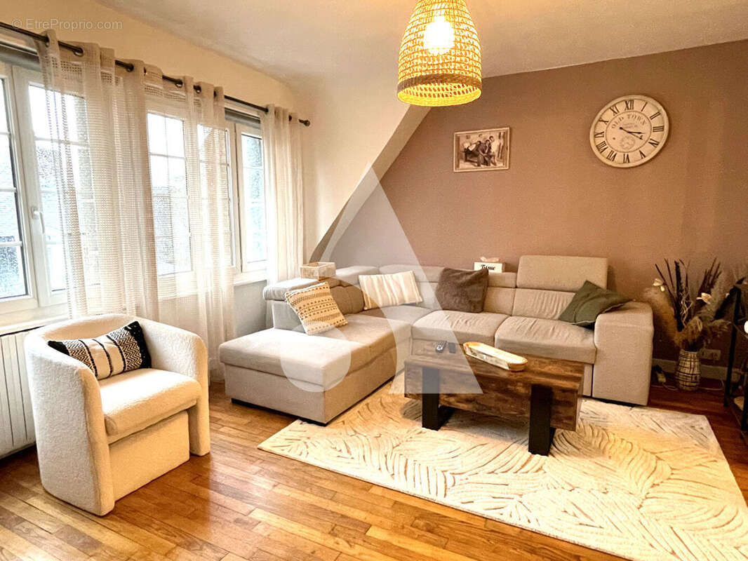 Appartement à LAMBALLE