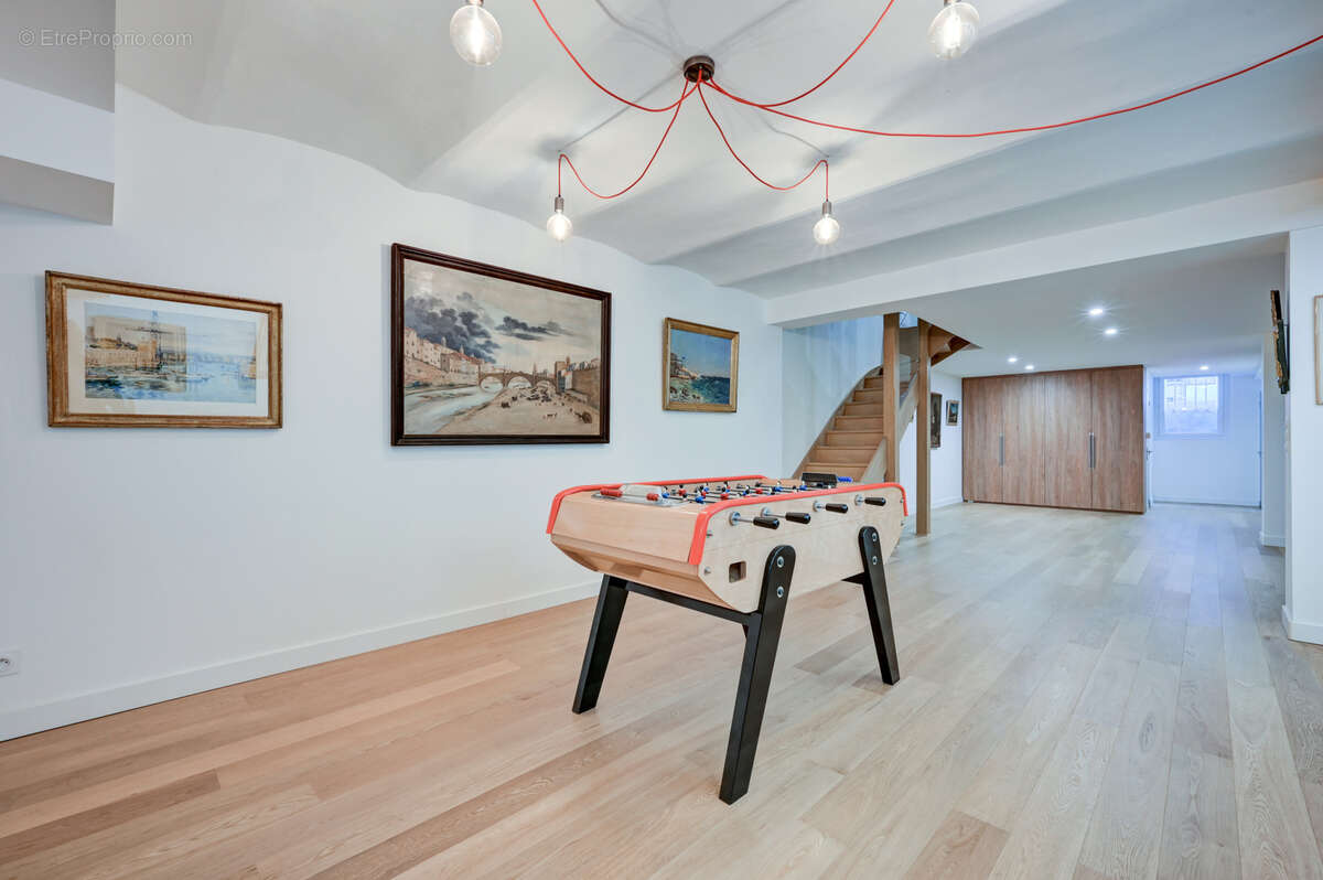 Appartement à MARSEILLE-6E