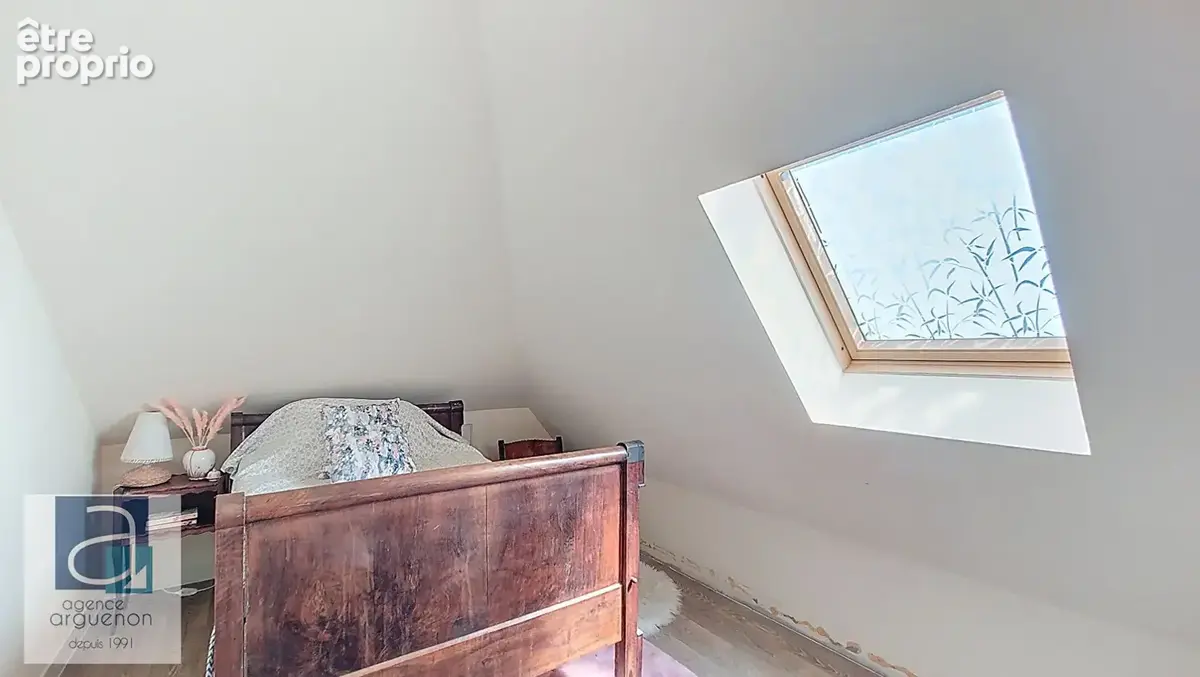 En plein coeur de DINAN, de l'espace, du charme et de la lumière ! au 2ème et dernier étage, 109 m2 au sol (76 habitable) - photo 15