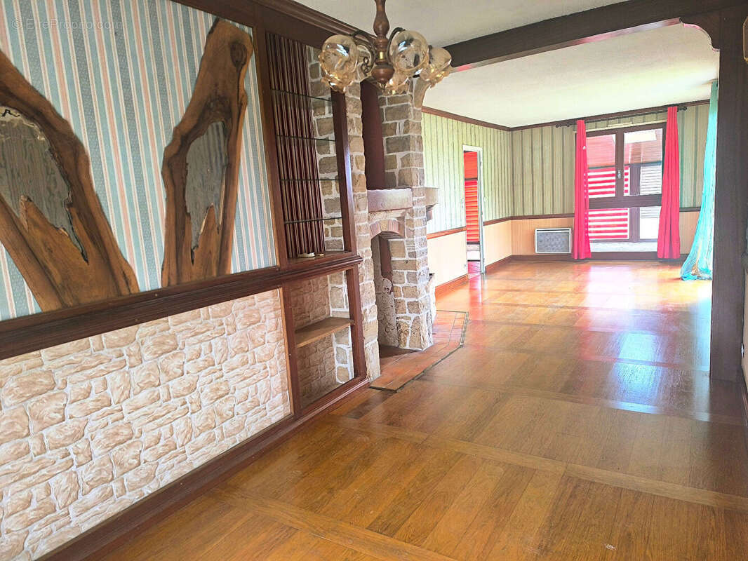 Maison à BOISSET