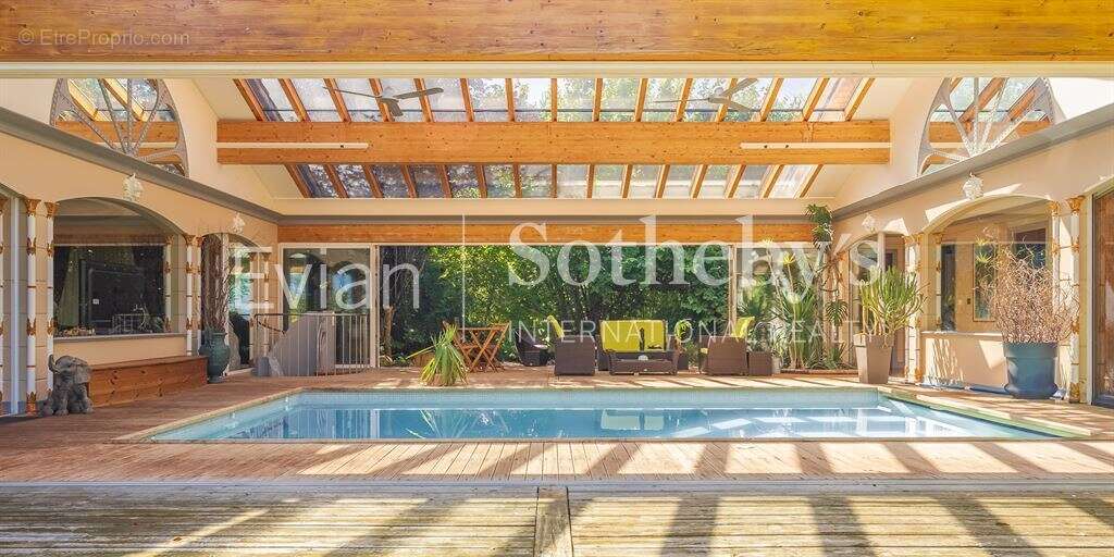 Maison à SAINT-PAUL-EN-CHABLAIS