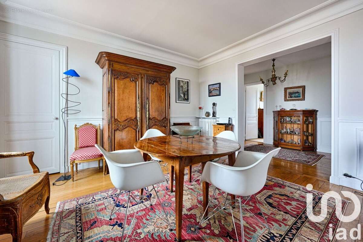 Photo 9 - Appartement à BOURG-LA-REINE