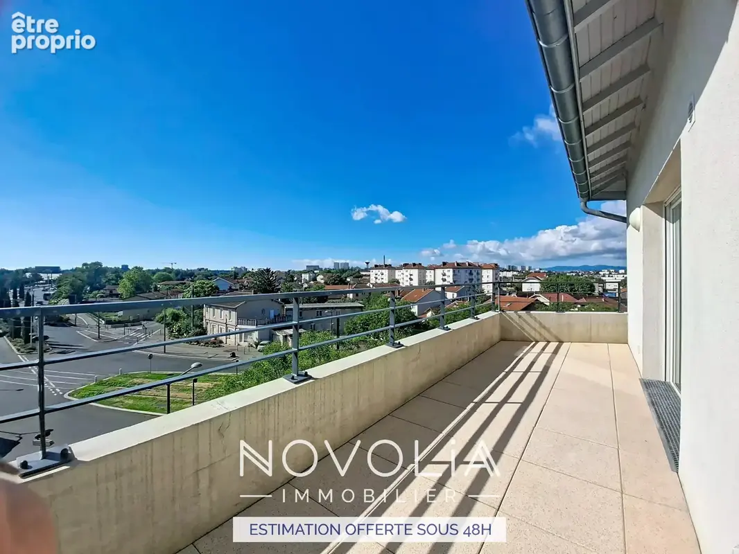 T3 en dernier étage avec balcon et vue dégagée + box fermé - photo 12