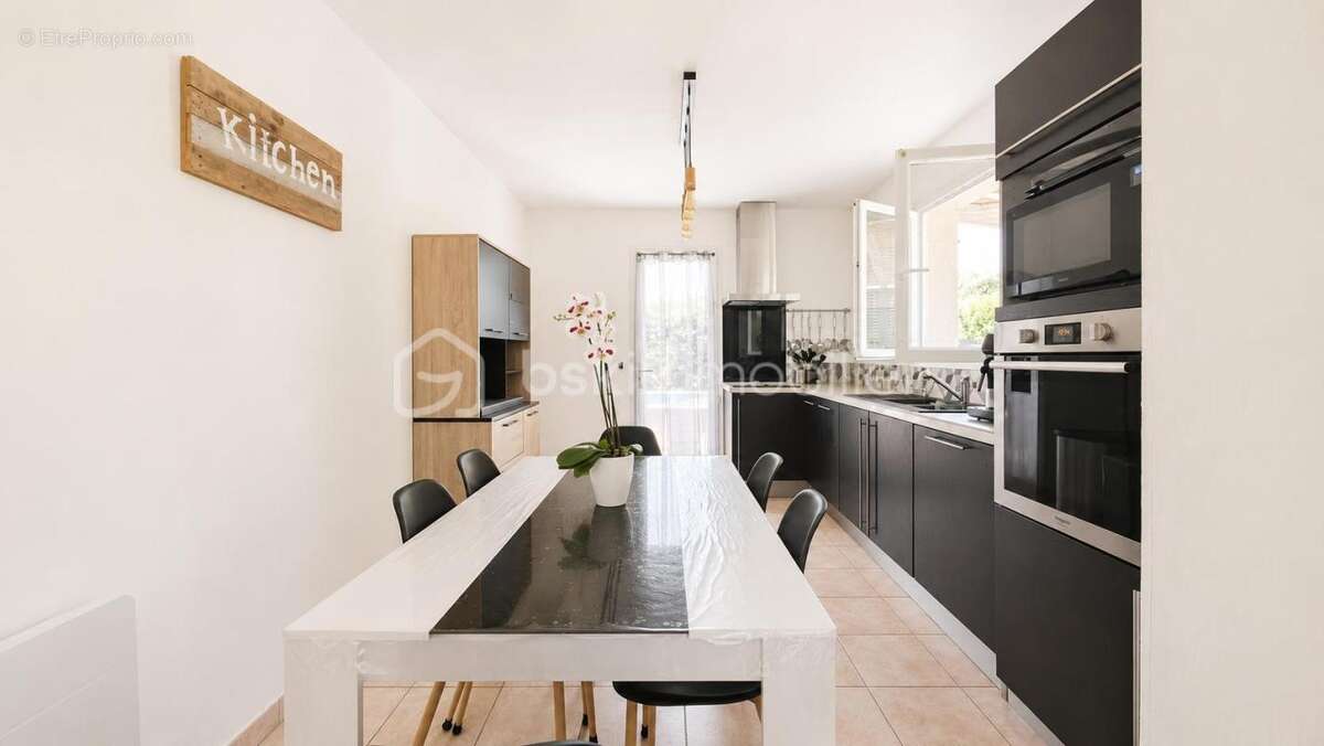Maison à CHATEAUNEUF-DU-RHONE