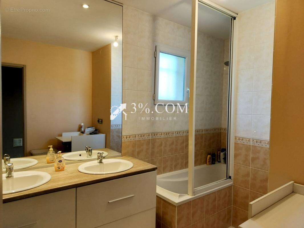 Maison à ALBOUSSIERE