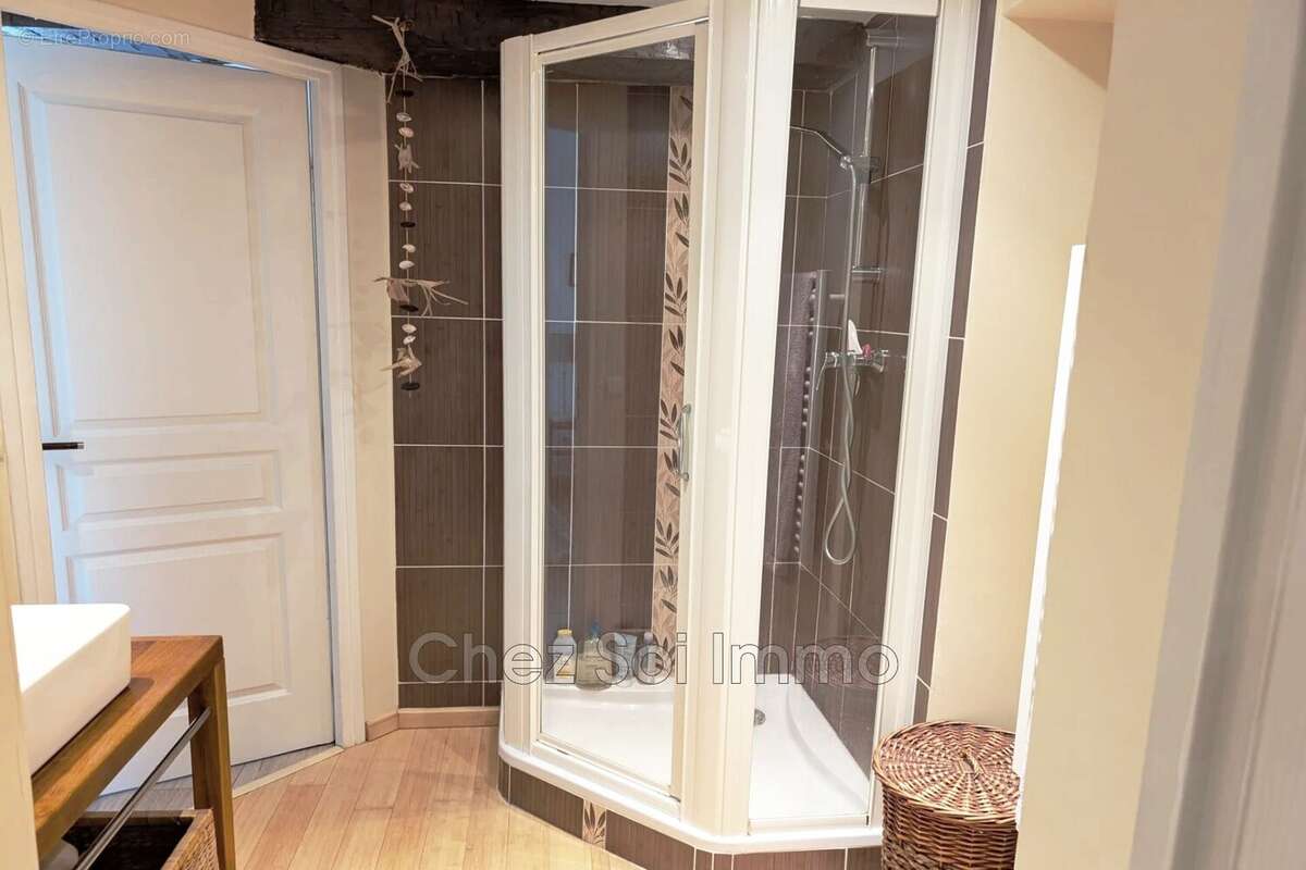 Appartement à VILLENEUVE-LOUBET