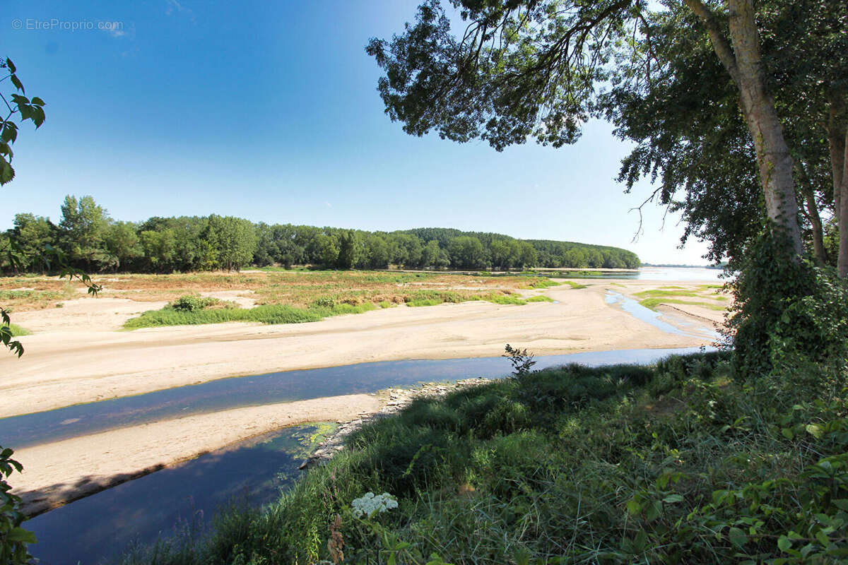 Maison à vendre aux Ponts De Cé avec grenier aménageable et dépendances - photo 11