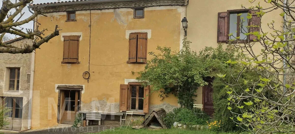 Maison à QUIRBAJOU