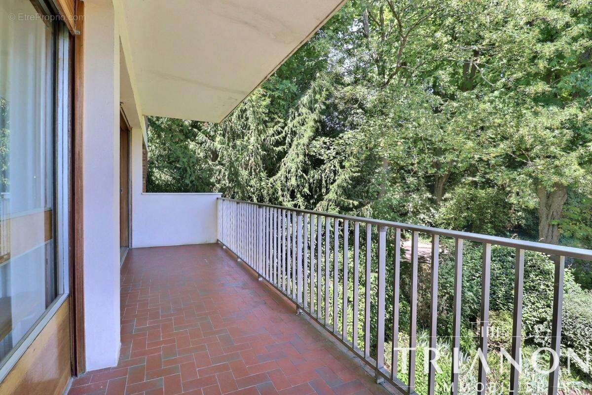 Appartement à L'ETANG-LA-VILLE