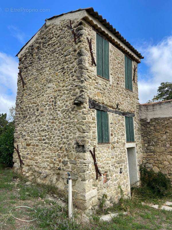 Terrain à PIERREVERT
