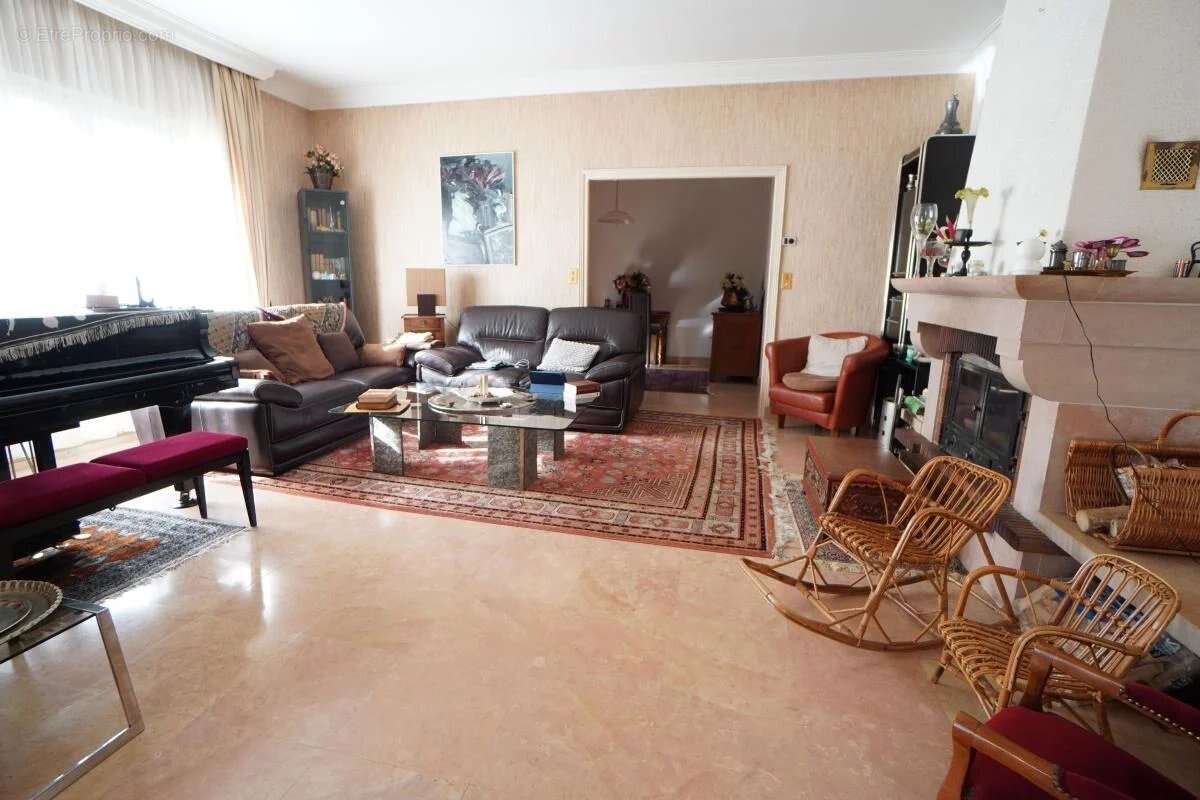 Maison à VAROIS-ET-CHAIGNOT