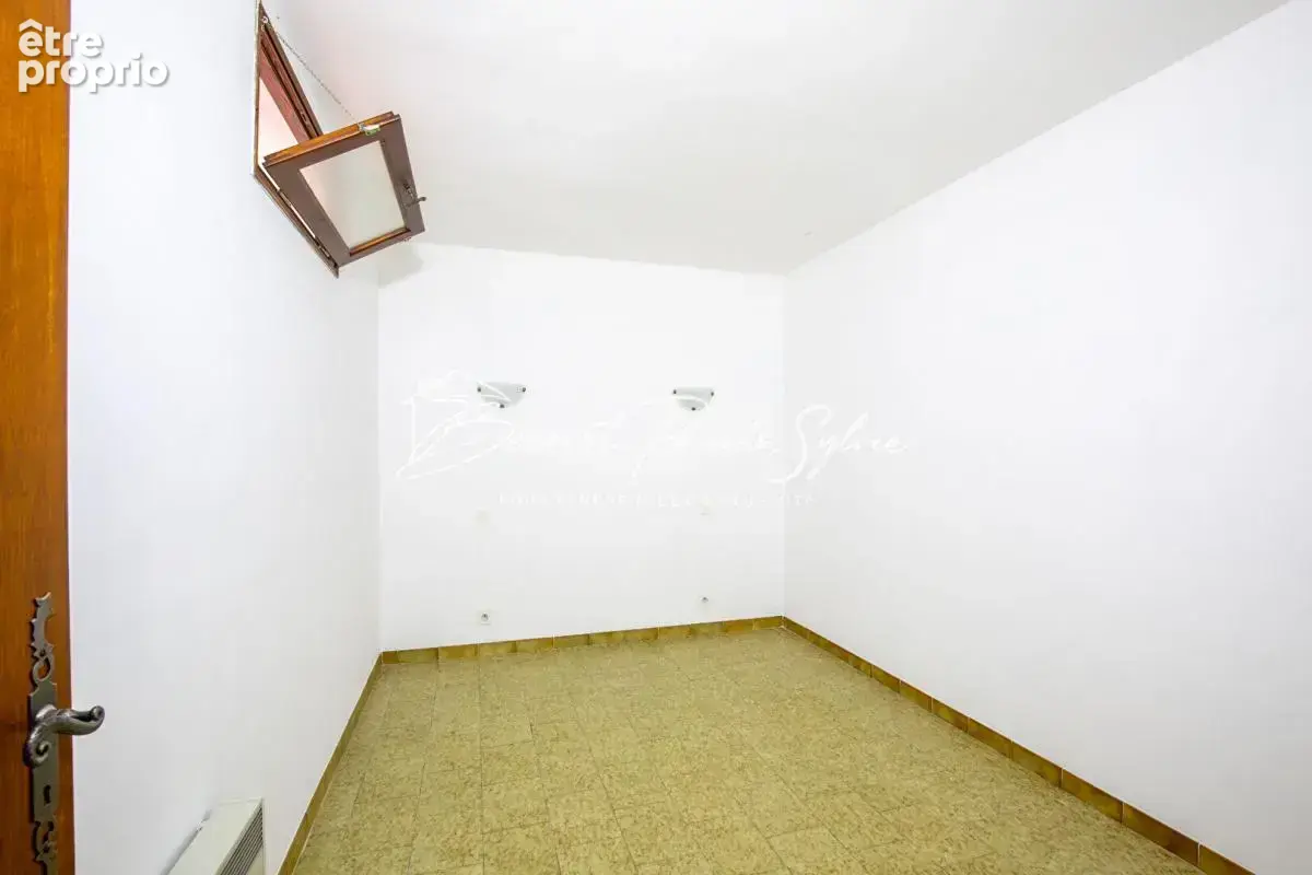 BAISSE DE PRIX - Immeuble de rapport  de 313 m2 avec commerce à Apt (84) - photo 16