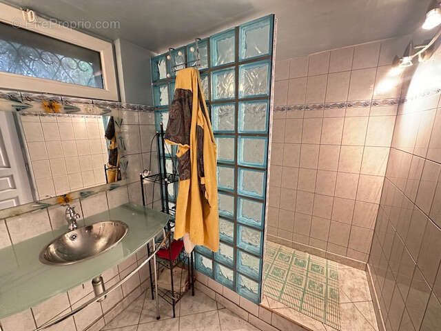 Maison à PERNES-LES-FONTAINES