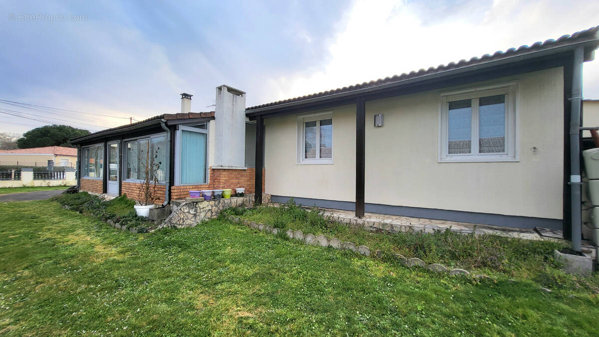 Maison à SAINT-ANDRE-DE-CUBZAC