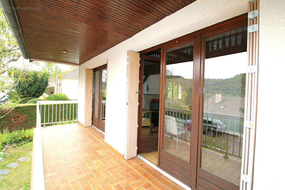 Maison à VELARS-SUR-OUCHE