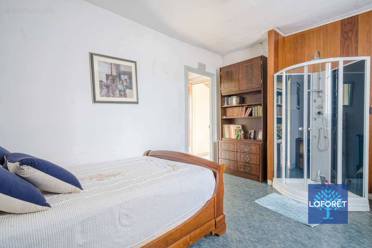 Maison à LES PAVILLONS-SOUS-BOIS