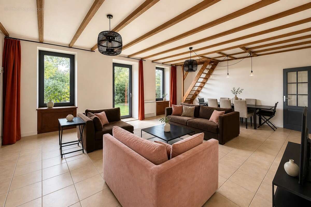 Maison familiale en pierres de caractère – 205 m² – 4 chambres – Jardin de 1 000 m² – Bréhan - photo 2