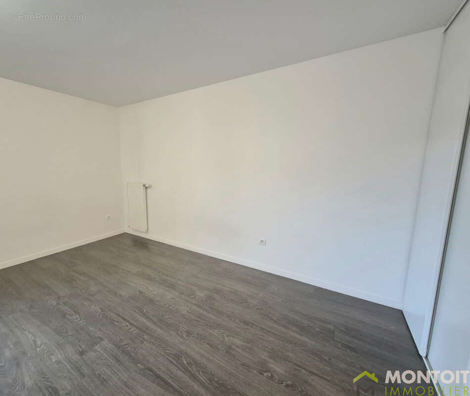 Appartement à THIAIS