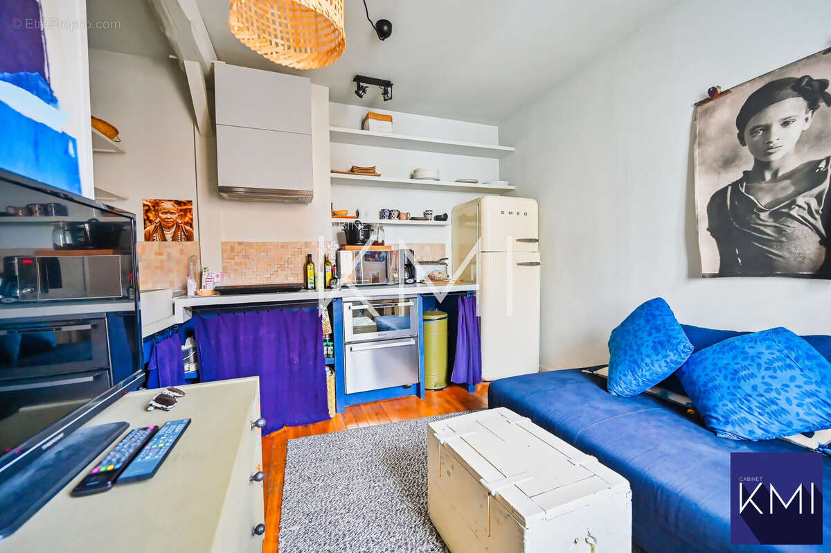 Appartement à PARIS-20E