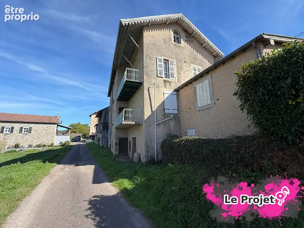 Maison 8 pièces 284 m² à vendre à Aillevillers-Et-Lyaumont (70320) - photo 3