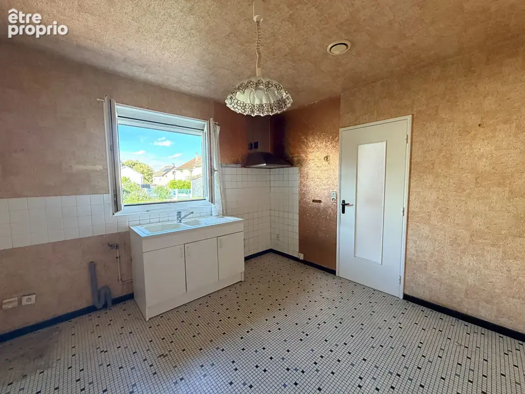 Maison de plain-pied, 2 chambres, sous-sol total, garage, dpe d, coolus - photo 6