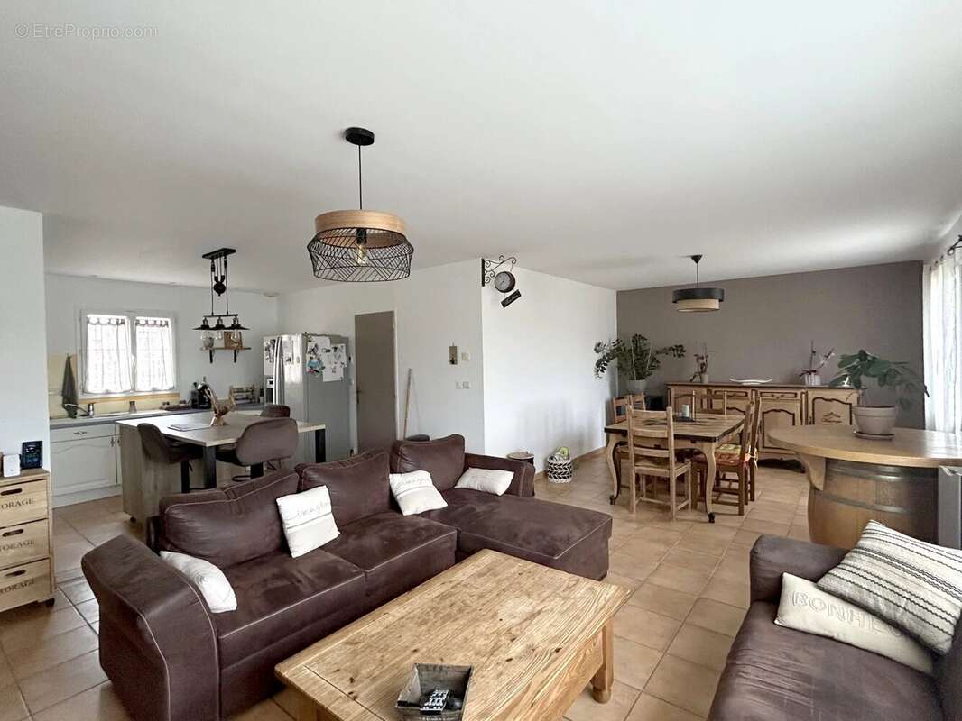 Maison à MARIGNY-BRIZAY