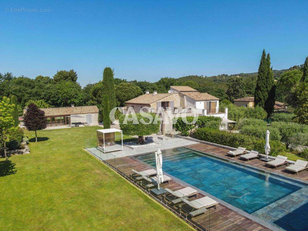 Vente Maison 11 pièces de 565m² - 13100 Aix-en-Provence - photo 2