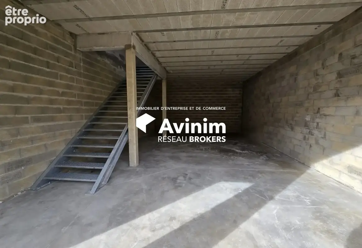 Commerce 141 m² à vendre à Cormeilles-En-Parisis (95240) - photo 2