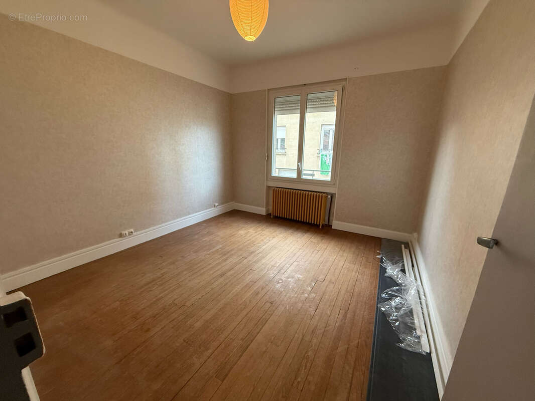 Appartement à BELLERIVE-SUR-ALLIER