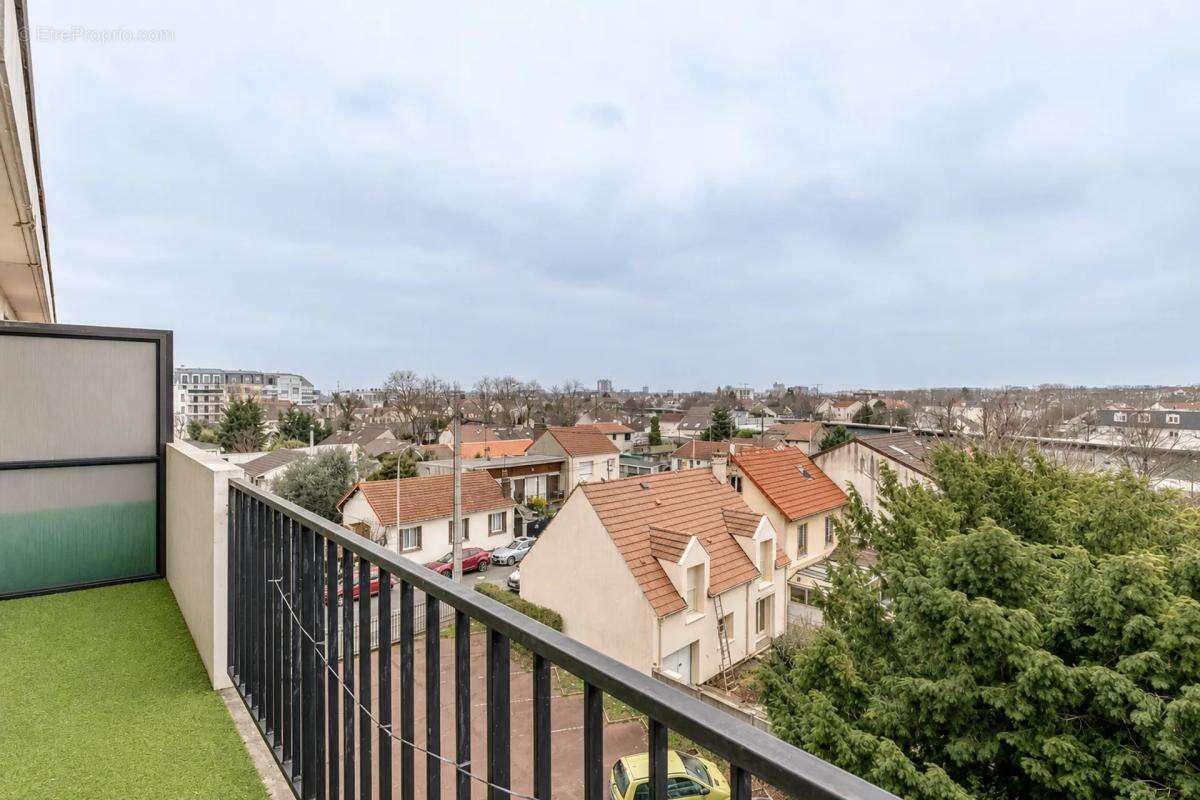 Appartement à LE BOURGET