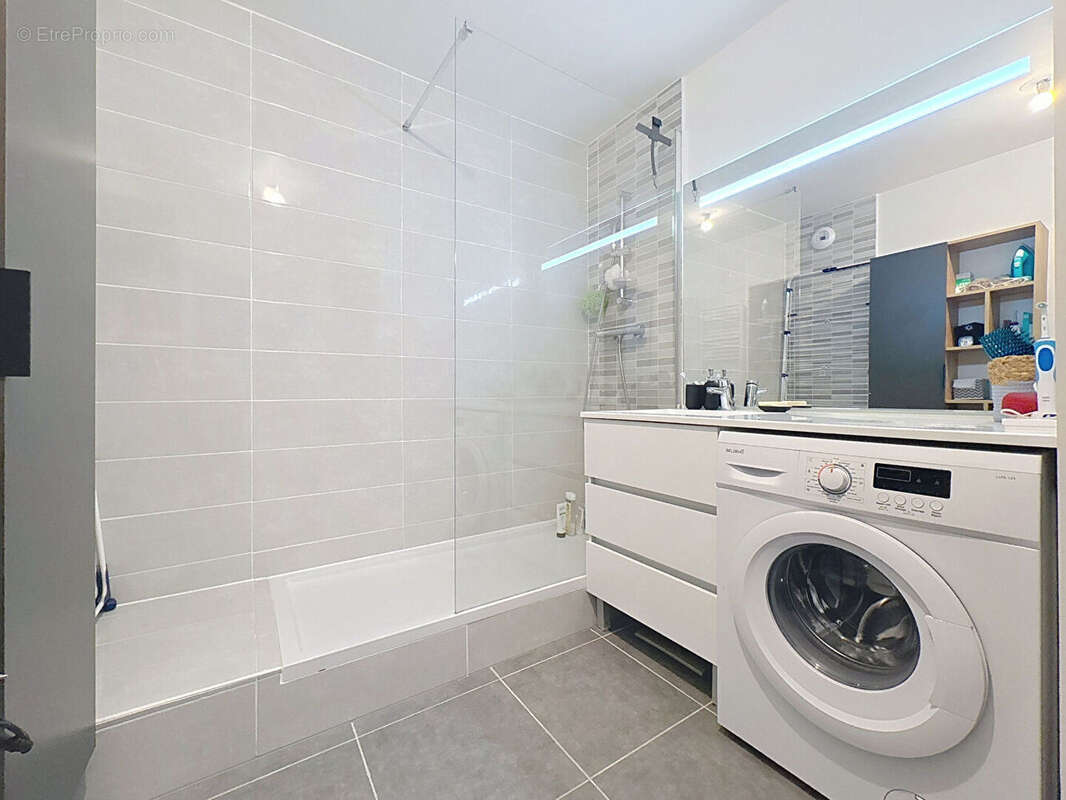 Appartement Bagnolet 3 pièce(s) 61.43 m2 - photo 10