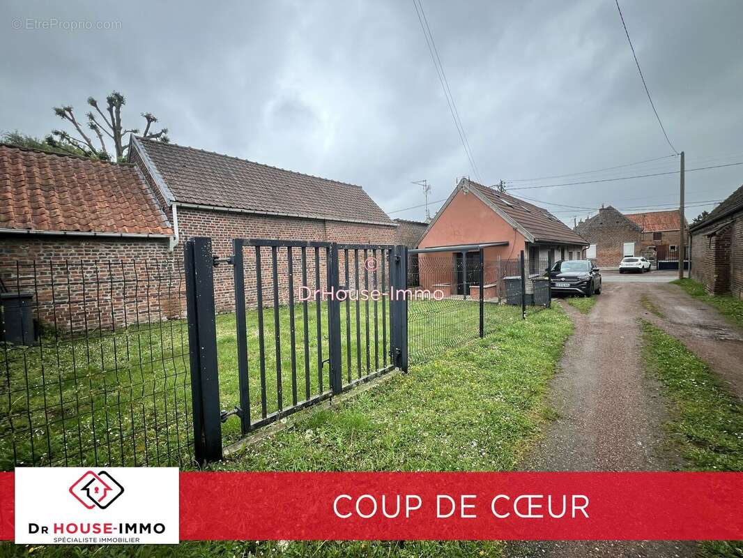 Maison à ROMBIES-ET-MARCHIPONT