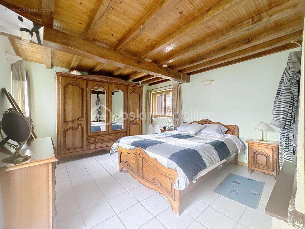 Maison à LE GROS-THEIL