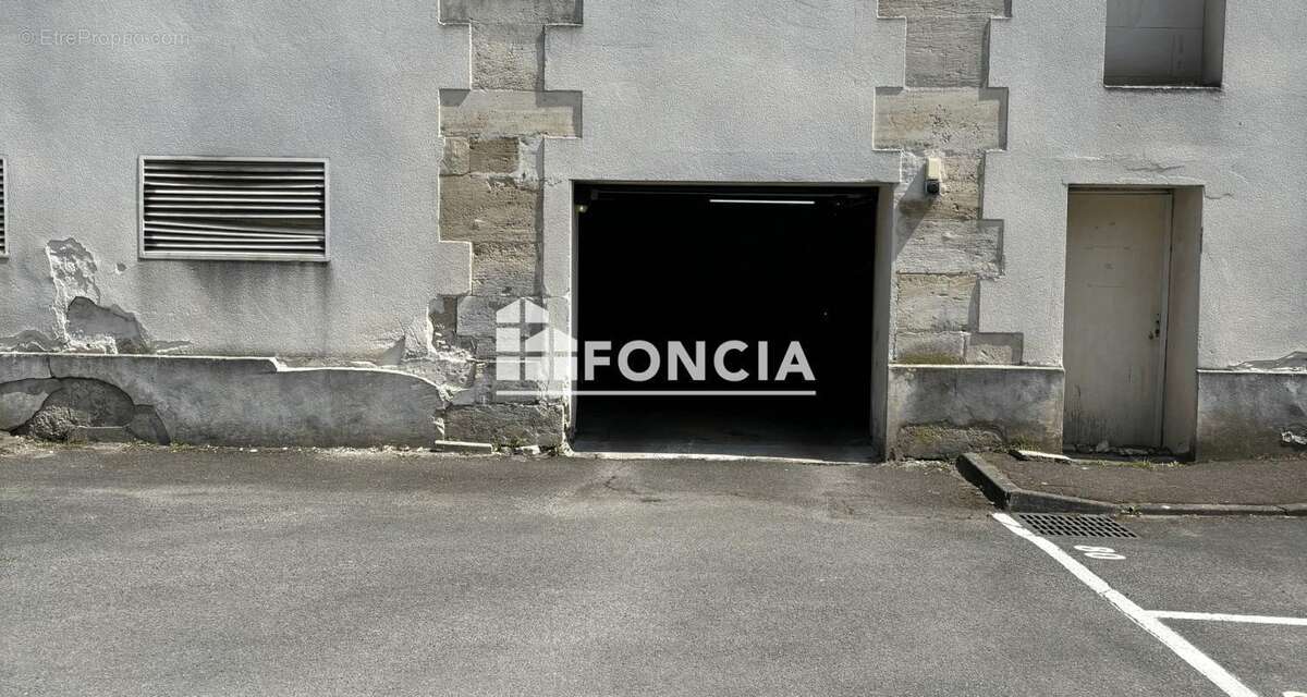 Parking à ARNOUVILLE-LES-GONESSE