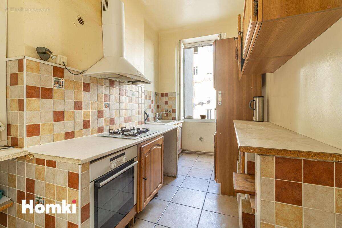 Appartement à MARSEILLE-6E