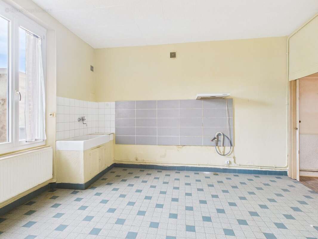 Maison à ROMILLY-SUR-SEINE