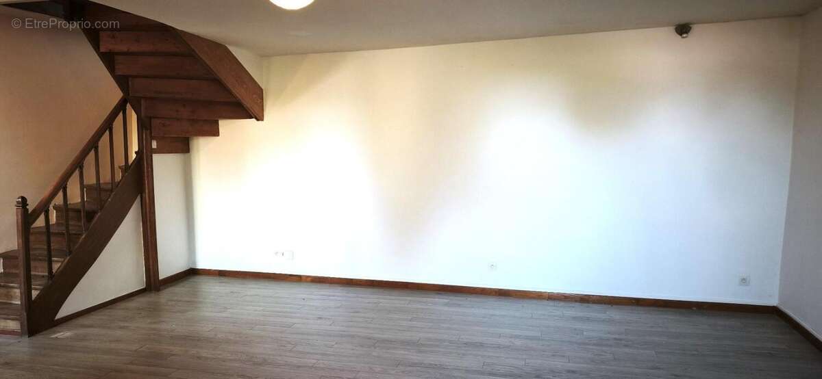 Maison à SAINT-LAURENT-LOLMIE