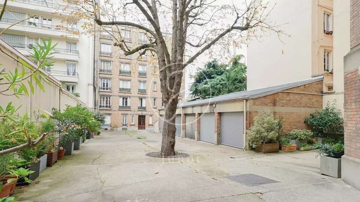 Appartement à BOULOGNE-BILLANCOURT