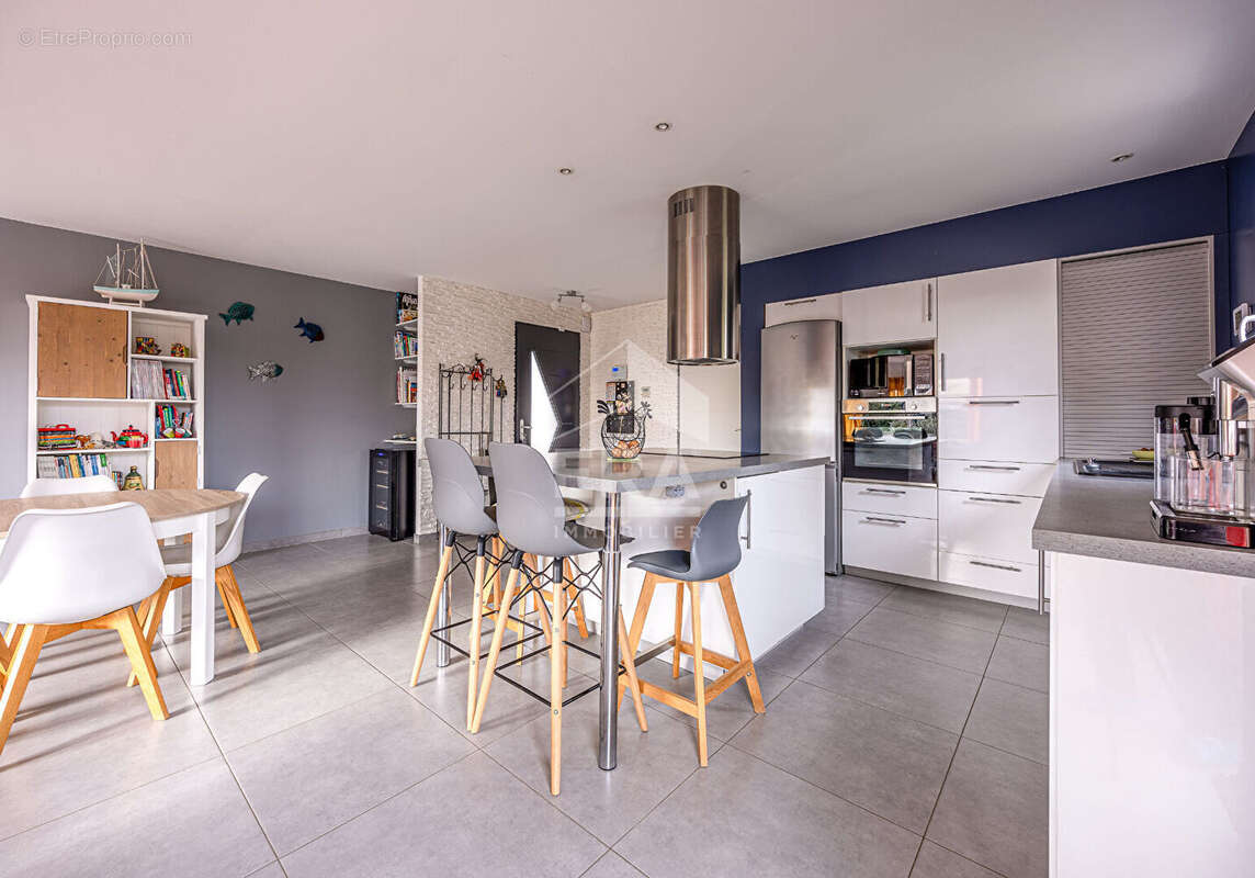 Maison à SAINT-JEAN-DE-LIVERSAY