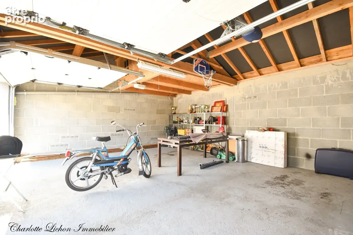 Maison 270 m2 - 5 chambres - double garage - photo 3