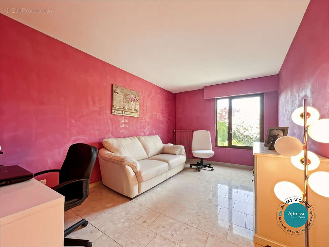 Maison à GUIGNEVILLE-SUR-ESSONNE