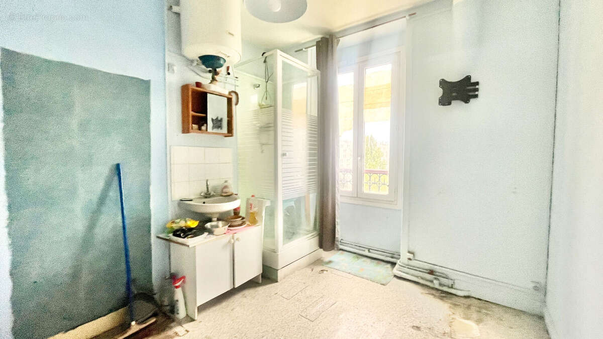 Appartement à PARIS-19E