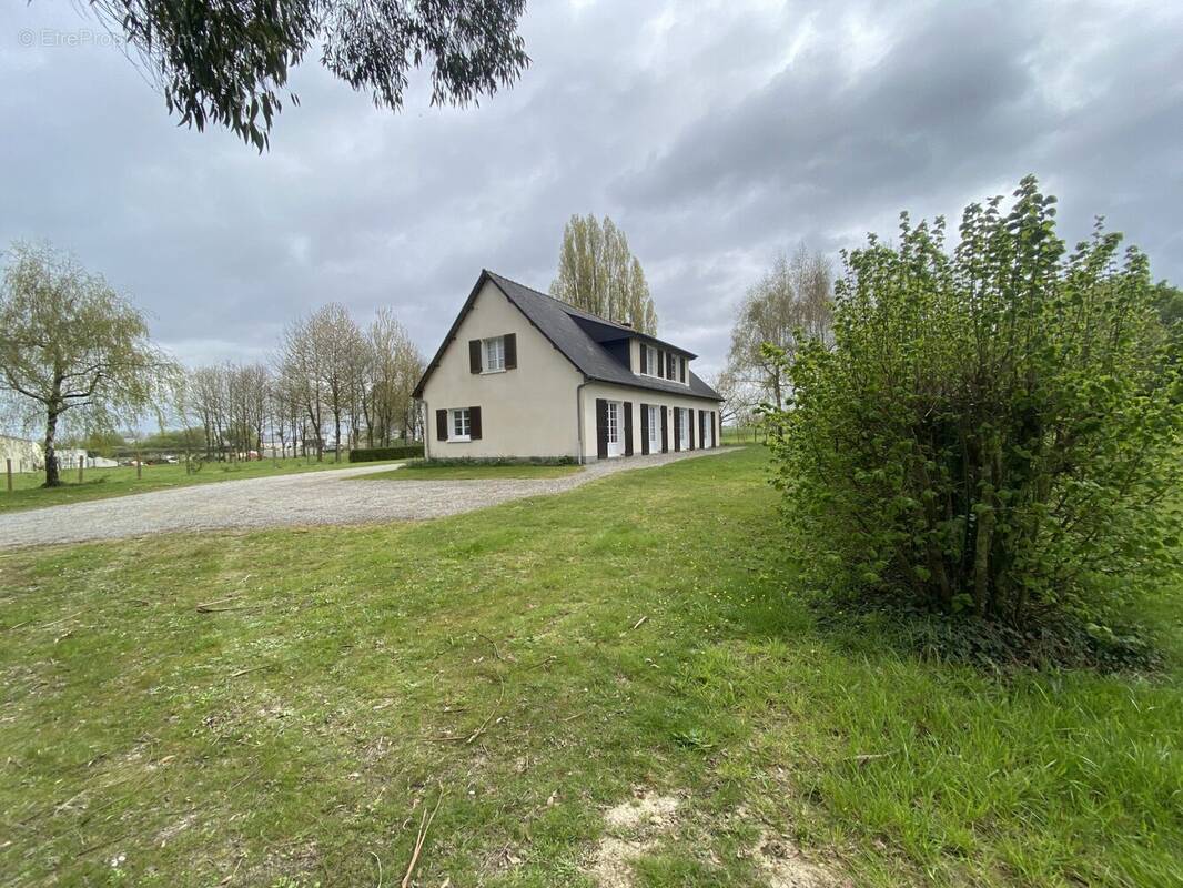 Maison à LOHEAC