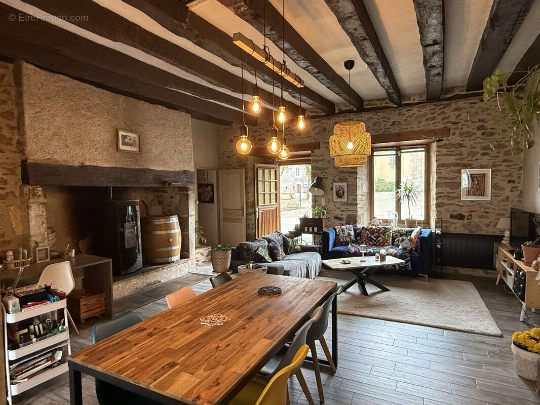 Grande maison de plain pied renovee - photo 3