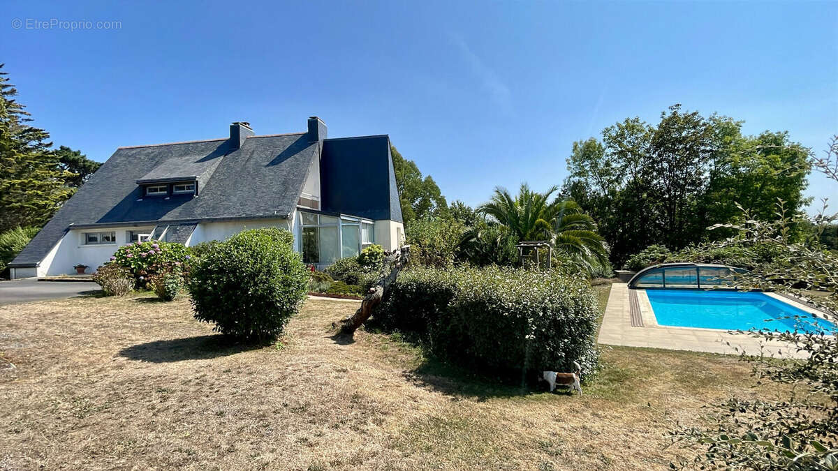 Maison Lannion 6 pièce(s) 165 m2 - photo 2