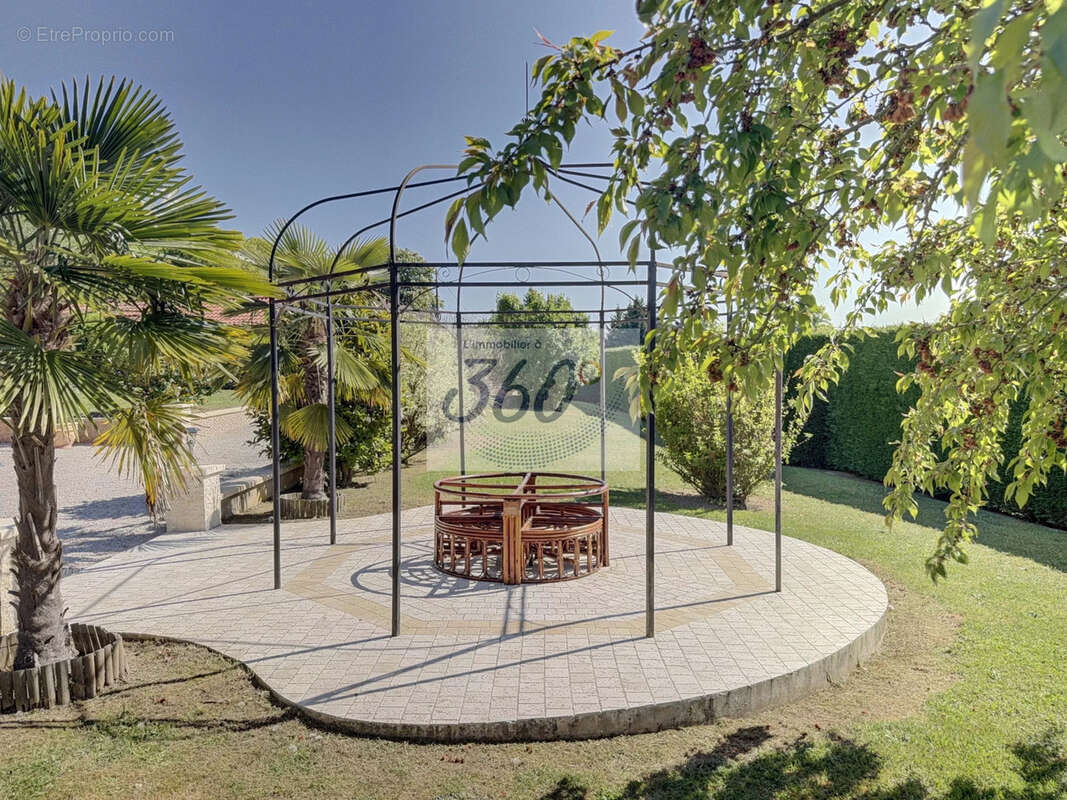 Maison à LOUHANS