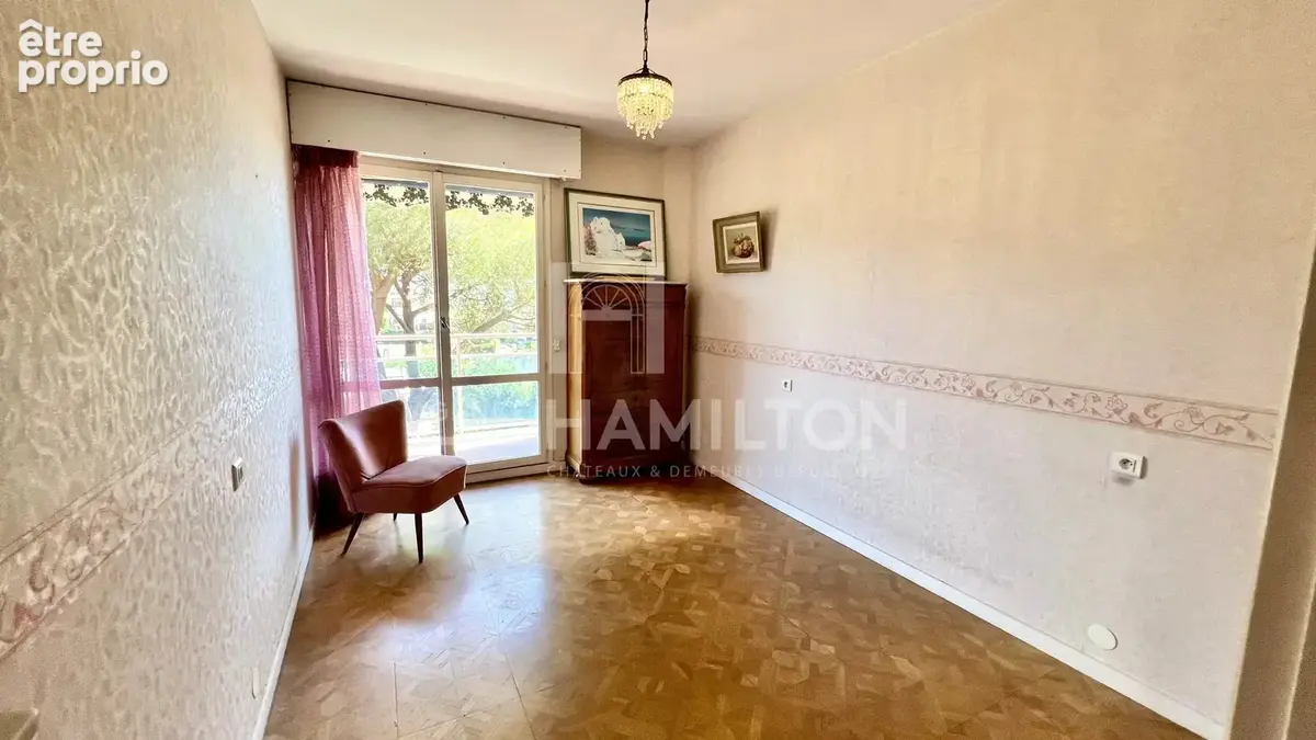 Appartement T3 à rénover de 67 m2 avec terrasse et vue mer - photo 9