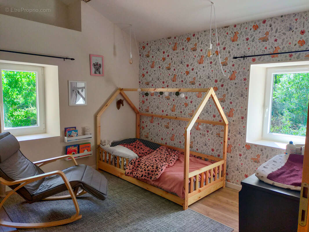 Maison à SAINT-SAUVEUR-DE-MEILHAN