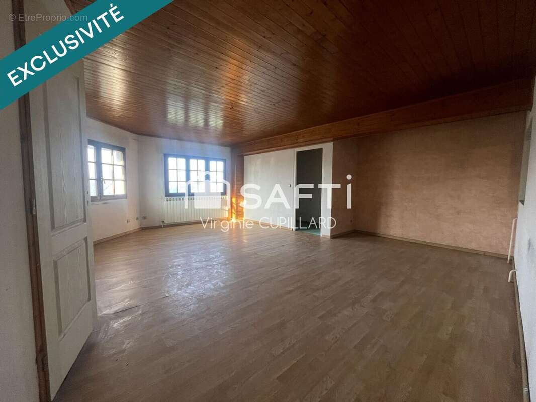 Photo 9 - Maison à ATTIGNAT-ONCIN